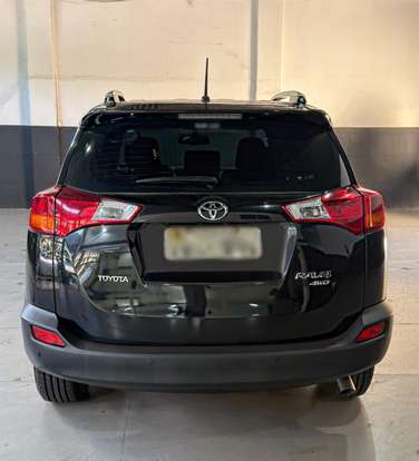 TOYOTA-RAV4-2015