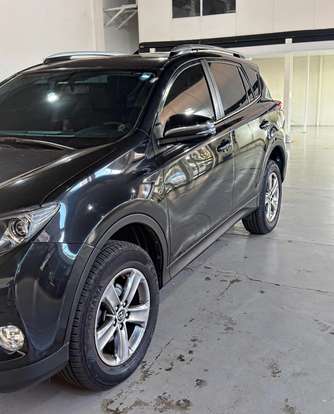TOYOTA-RAV4-2015