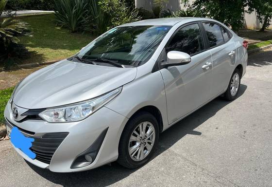 TOYOTA YARIS 1.5 16V FLEX SEDAN XL PLUS TECH MULTIDRIVE