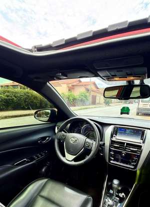 TOYOTA-YARIS-1.5 16V FLEX XLS MULTIDRIVE TOYOTA-YARIS-2018