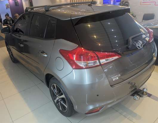 TOYOTA-YARIS-2019
