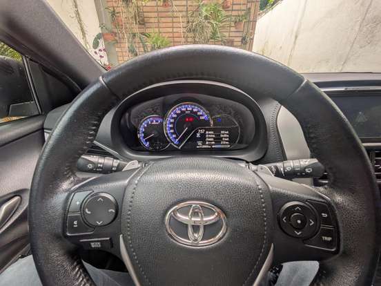 TOYOTA-YARIS-1.5 16V FLEX XS MULTIDRIVE TOYOTA-YARIS-2019