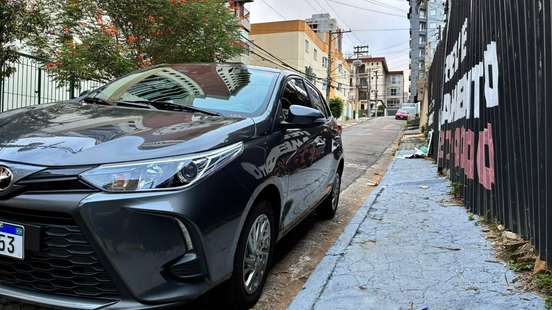 TOYOTA-YARIS-2024