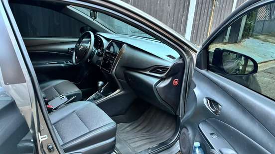 TOYOTA-YARIS-2024