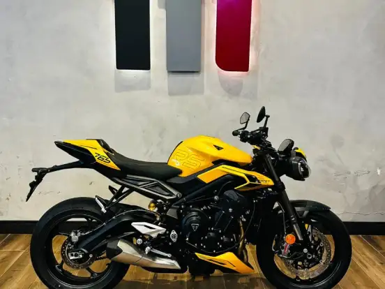 TRIUMPH-STREET TRIPLE RS ABS TRIUMPH-STREET TRIPLE RS ABS-2026