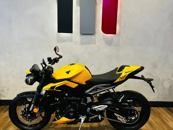 TRIUMPH-STREET TRIPLE RS ABS TRIUMPH-STREET TRIPLE RS ABS-2026