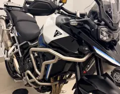 TRIUMPH TIGER 900 ALPINE EDITION TRIUMPH TIGER 900 ALPINE EDITION