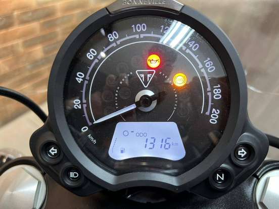 TRIUMPH-BONNEVILLE SPEEDMASTER-2026