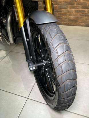 TRIUMPH-SCRAMBLER 400 X-2024