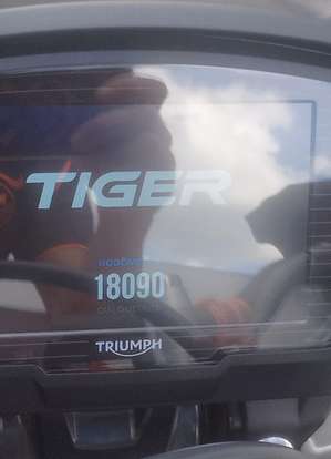 TRIUMPH-TIGER 800 XCA-2020