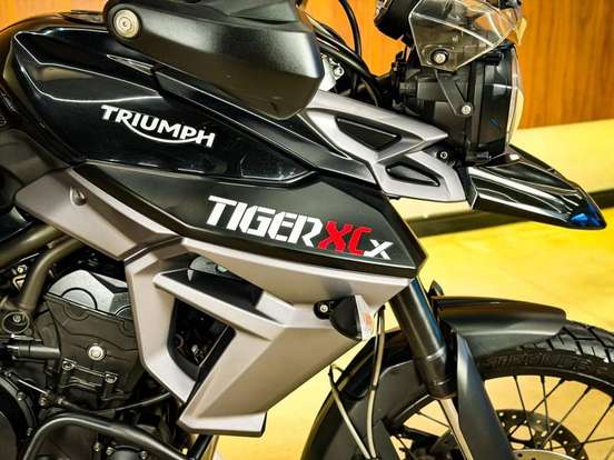 TRIUMPH-TIGER 800 XCX TRIUMPH-TIGER 800 XCX-2015