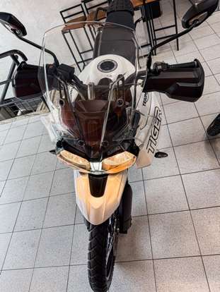 TRIUMPH-TIGER 800 XCX-2018