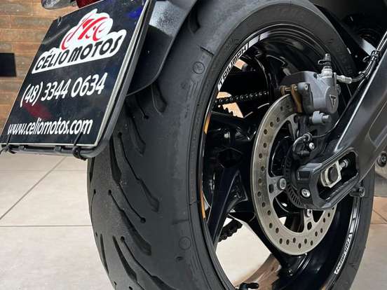 TRIUMPH-TRIDENT 660 TRIUMPH-TRIDENT 660-2025