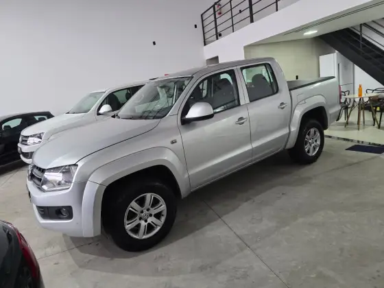 VOLKSWAGEN AMAROK 2.0 TRENDLINE 4X4 CD 16V TURBO INTERCOOLER DIESEL 4P AUTOMÁTICO
