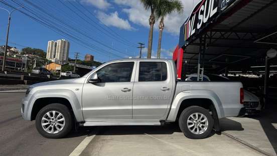 VOLKSWAGEN-AMAROK-2019