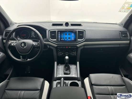 VOLKSWAGEN-AMAROK-2025