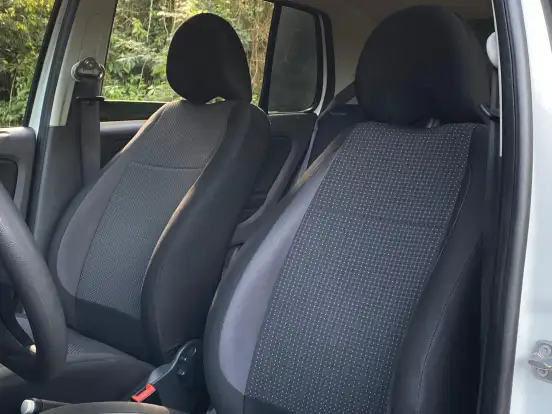 VOLKSWAGEN-FOX-2021