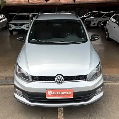 VOLKSWAGEN-FOX-2020