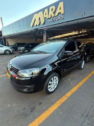 VOLKSWAGEN-FOX-2013
