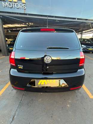 VOLKSWAGEN-FOX-2013