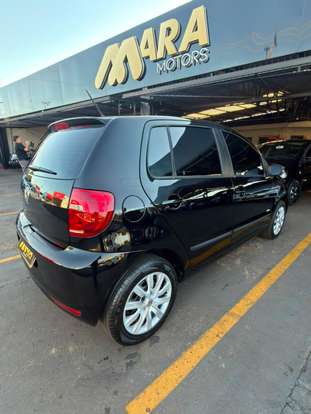 VOLKSWAGEN-FOX-2013