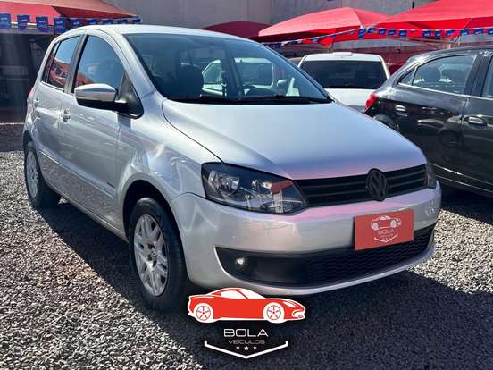 VOLKSWAGEN-FOX-2012