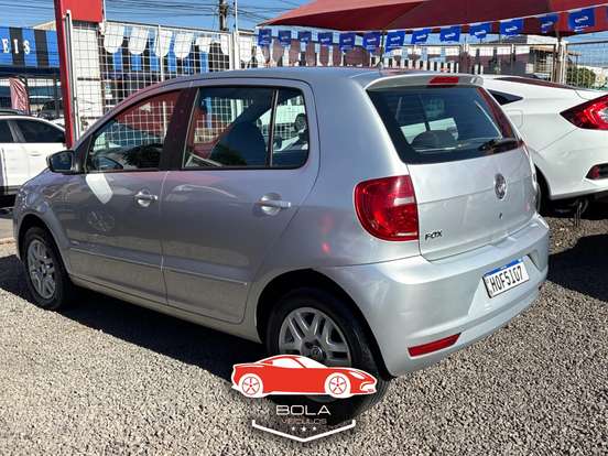 VOLKSWAGEN-FOX-2012