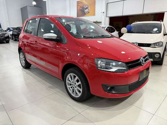 VOLKSWAGEN-FOX-1.6 MI ROCK IN RIO 8V FLEX 4P MANUAL VOLKSWAGEN-FOX-2013