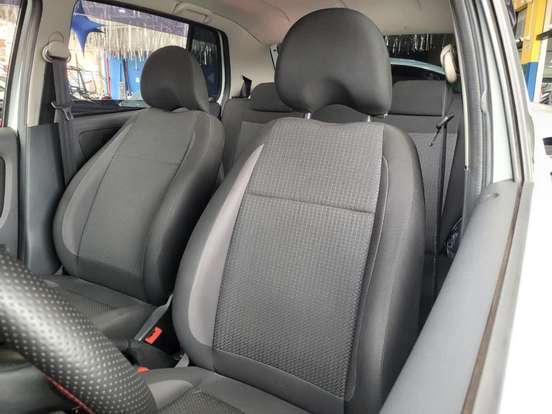VOLKSWAGEN-FOX-2018