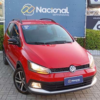 VOLKSWAGEN-FOX-2019