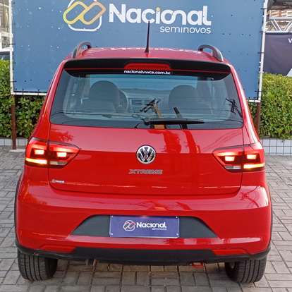 VOLKSWAGEN-FOX-2019