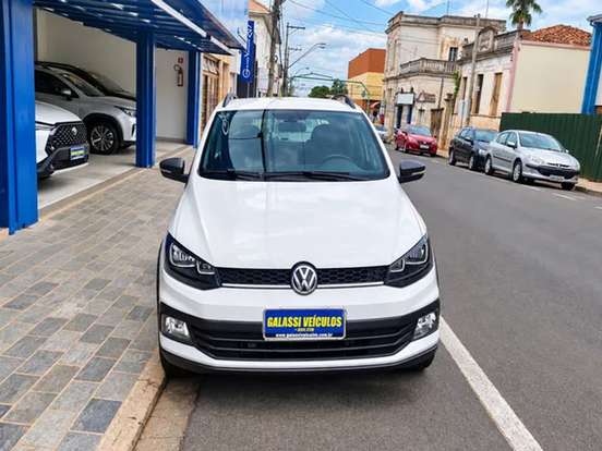 VOLKSWAGEN-FOX-1.6 MSI TOTAL FLEX XTREME 4P MANUAL VOLKSWAGEN-FOX-2018