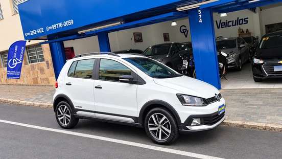 VOLKSWAGEN-FOX-2018