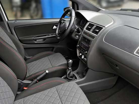 VOLKSWAGEN-FOX-1.6 MSI TOTAL FLEX XTREME 4P MANUAL VOLKSWAGEN-FOX-2018