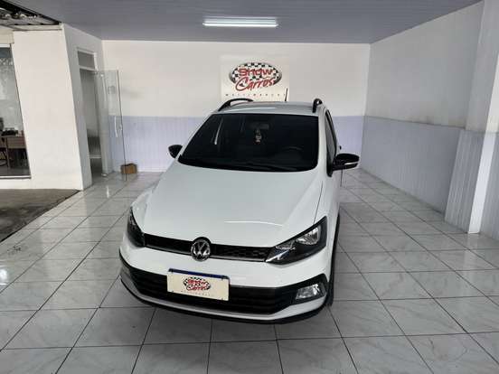 VOLKSWAGEN-FOX-2017