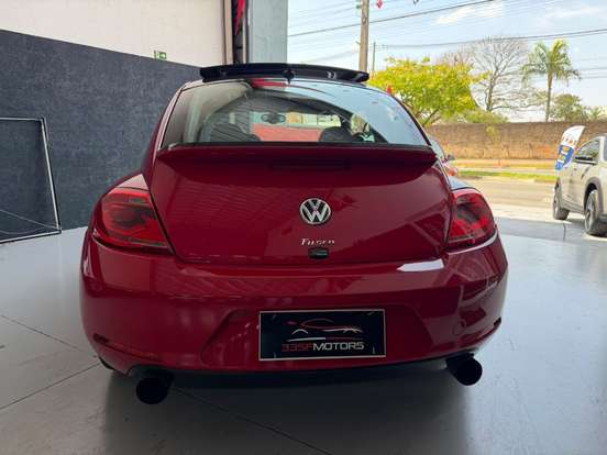 VOLKSWAGEN-FUSCA-2012