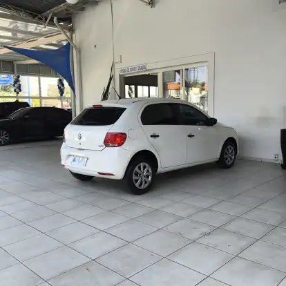 VOLKSWAGEN-GOL-2016