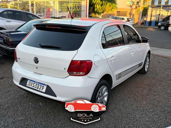 VOLKSWAGEN-GOL-1.0 MI SELEÇÃO 8V FLEX 4P MANUAL G.VI VOLKSWAGEN-GOL-2014
