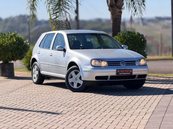 VOLKSWAGEN GOLF 1.6 MI 8V GASOLINA 4P MANUAL