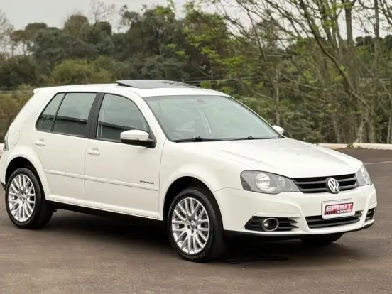 VOLKSWAGEN-GOLF-2.0 MI SPORTLINE 8V FLEX 4P TIPTRONIC VOLKSWAGEN-GOLF-2013