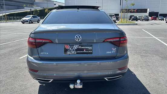 VOLKSWAGEN-JETTA-1.4 250 TSI TOTAL FLEX R-LINE TIPTRONIC VOLKSWAGEN-JETTA-2020