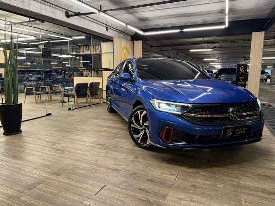 VOLKSWAGEN-JETTA-2023