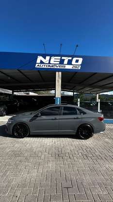 VOLKSWAGEN-JETTA-2024