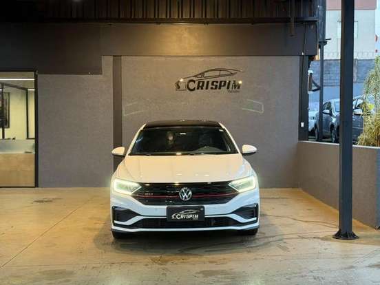 VOLKSWAGEN-JETTA-2020
