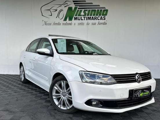 VOLKSWAGEN-JETTA-2.0 COMFORTLINE FLEX 4P MANUAL VOLKSWAGEN-JETTA-2013