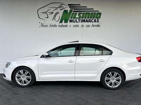 VOLKSWAGEN-JETTA-2.0 COMFORTLINE FLEX 4P MANUAL VOLKSWAGEN-JETTA-2013