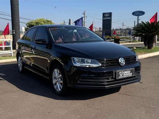 VOLKSWAGEN-JETTA-2.0 TRENDLINE FLEX 4P TIPTRONIC VOLKSWAGEN-JETTA-2015