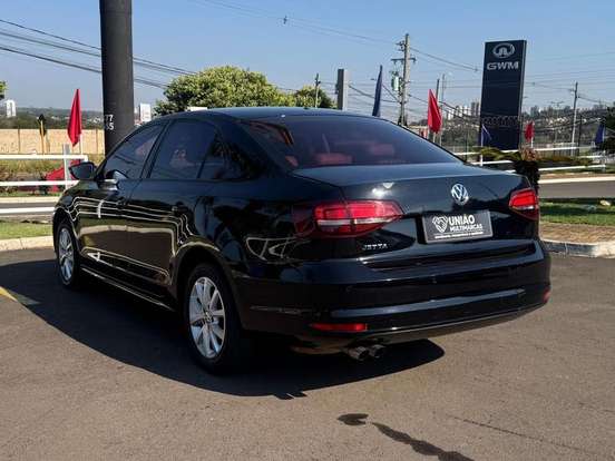 VOLKSWAGEN-JETTA-2015