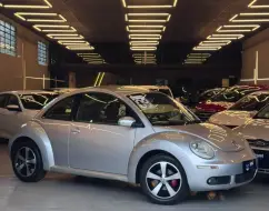 VOLKSWAGEN NEW BEETLE 2.0 MI 8V GASOLINA 2P TIPTRONIC VOLKSWAGEN NEW BEETLE 2.0 MI 8V GASOLINA 2P TIPTRONIC