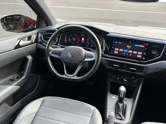 VOLKSWAGEN-NIVUS-2020